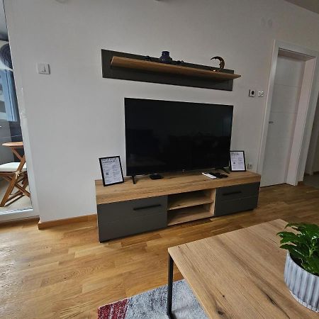 Sun&Moon Apartments Нови Сад Екстериор снимка