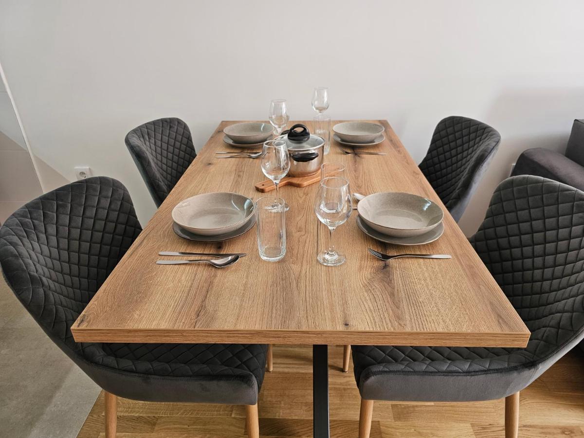 Sun&Moon Apartments Нови Сад Екстериор снимка