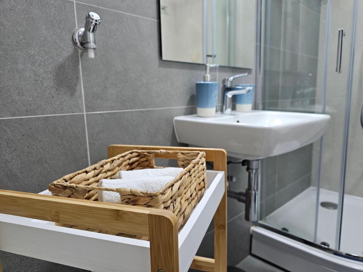 Sun&Moon Apartments Нови Сад Екстериор снимка